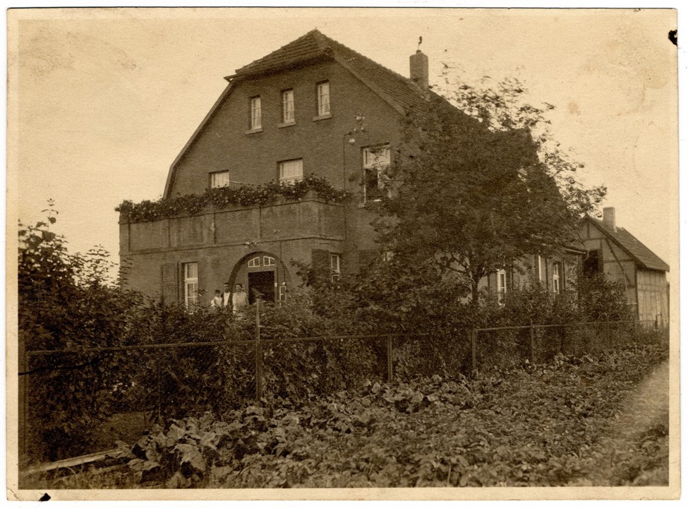 Wertheim family home in Brakel