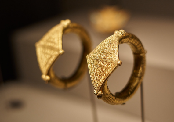 Gold bracelets, Fatimid Egypt, 12-13th c.