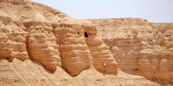 Imperial Terror and Communal Trauma at Qumran